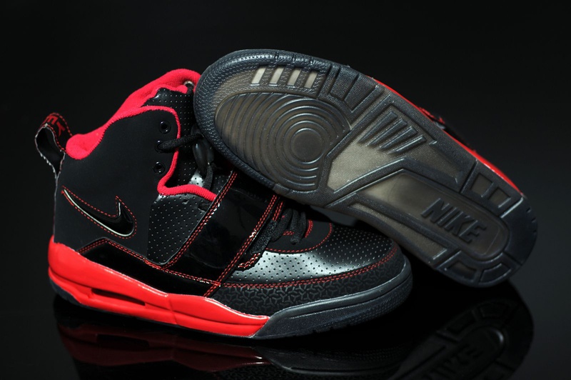 Men's Air Yeezy Shoe in 19958
