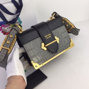 $99.00,2020 Cheap Prada Crossbody Satchels For Women # 221825