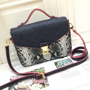 $85.00,2020 Cheap Louis Vuitton Shoulder Bag For Women # 222524