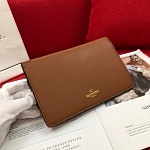 2020 Cheap Valentino Clutches # 224359, cheap Versace Satchels