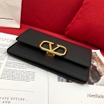 2020 Cheap Valentino Clutches # 224360, cheap Versace Satchels