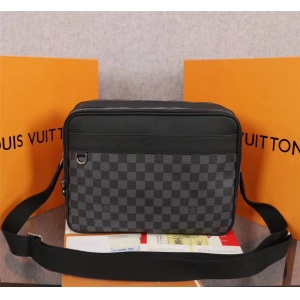 $95.00,2020 Cheap Louis Vuitton Messenger For Men # 225560