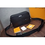 2020 Cheap Louis Vuitton Messenger For Men # 225571