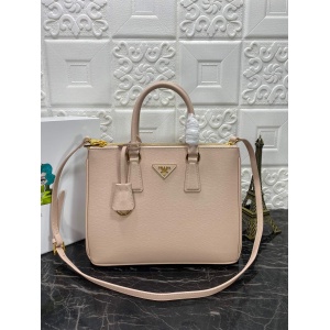 $125.00,2020 Cheap Prada Handbags For Women # 228095