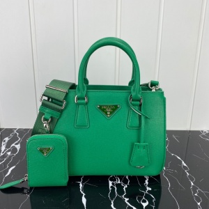 $135.00,2020 Cheap Prada Handbags For Women # 228105