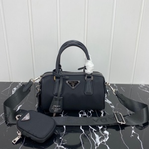 $135.00,2020 Cheap Prada Handbags For Women # 228106