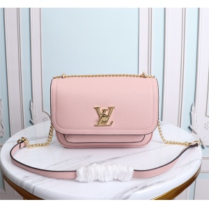 $95.00,Louis Vuitton Crossbody Bags For Women # 232719