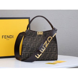 $105.00,Fendi Handbags For Women # 232771