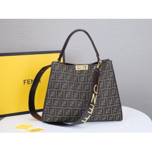 $105.00,Fendi Handbags For Women # 232772