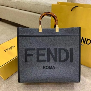 $105.00,Fendi Handbags For Women # 232773