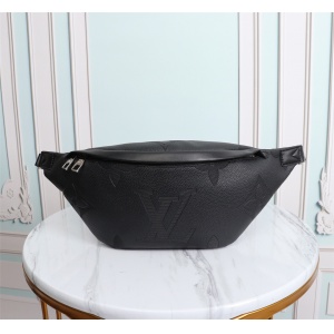 $85.00,Louis Vuitton Bum Bag For Men # 233196