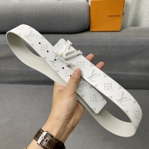 $45.00,2021 4.0 cm Width Louis Vuitton Belts  # 235324