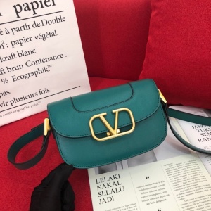 $95.00,2021 Valentino Crossboday Satchels # 236491