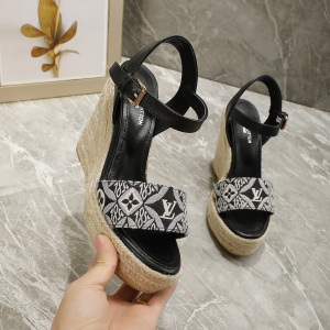 $65.00,Louis Vuitton Wedge Heel Sandals For Women # 237968