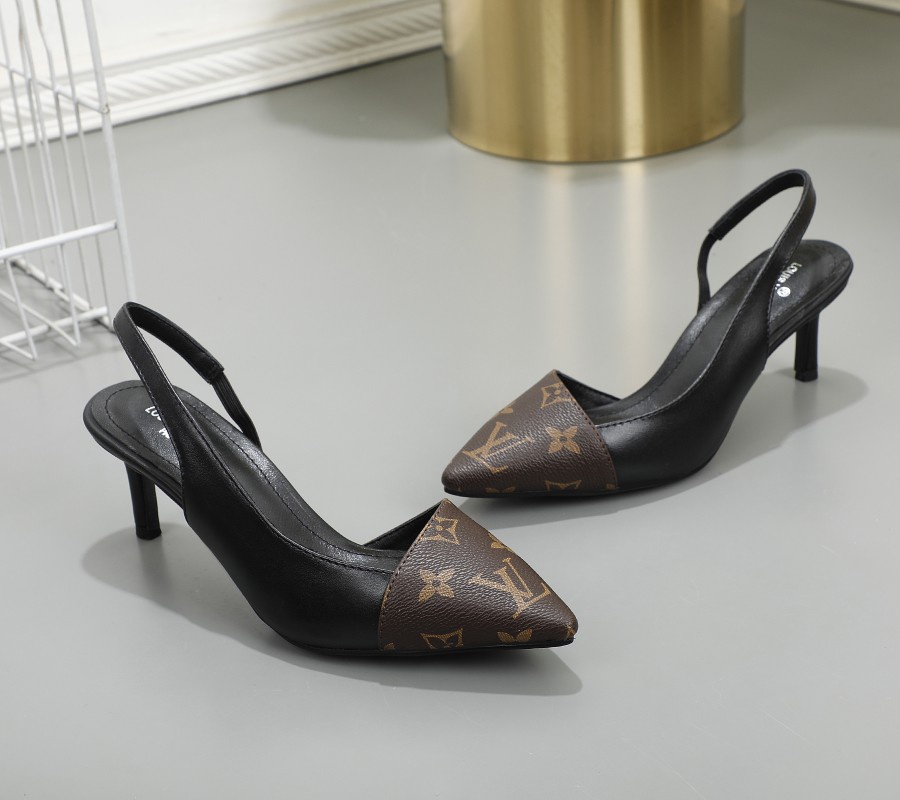 Louis Vuitton Flat Heel Sandals For Women # 237924