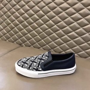 $82.00,2021 Burberry Causual Sneakers For Men in 240939