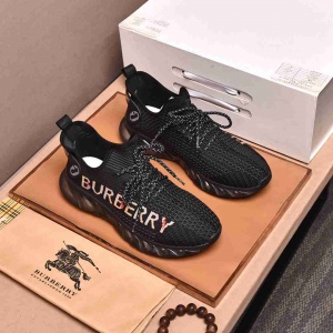 $82.00,2021 Burberry Causual Sneakers For Men in 240941