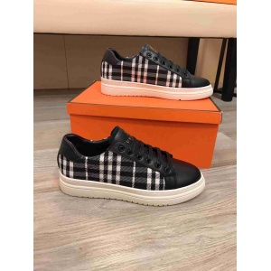 $82.00,2021 Burberry Causual Sneakers For Men in 241066