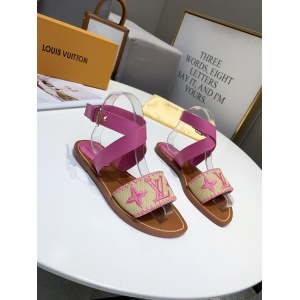 $75.00,2021 Louis Vuitton Sandals For Women # 241819