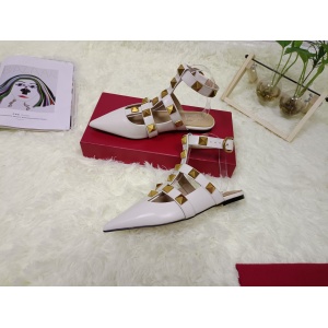 $79.00,2021 Valentino Sandals For Women # 242036