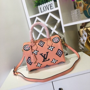 $92.00,2021 Louis Vuitton Handbag For Women # 244186