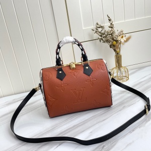 $95.00,2021 Louis Vuitton Handbag For Women # 244200