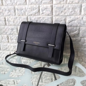 $125.00,2021 Prada Messenger Bag For Unisex in 244334