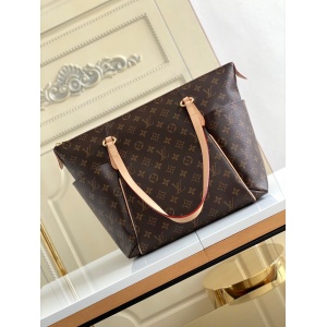 $149.00,2021 Louis Vuitton Handbag For Women in 244389
