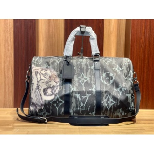 $169.00,2021 Louis Vuitton Traveling Bag  in 244401