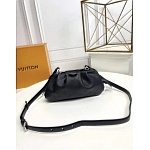 2021 Louis Vuitton Shoulder Bag For Women in 244378