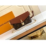 2021 Louis Vuitton 19*11*3cm Crossbody Bag For Women in 247640