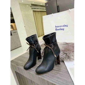 $145.00,2021 Louis Vuitton Boots For Women in 248406