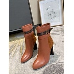 2021 Louis Vuitton Boots For Women in 248397