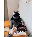 2021 Louis Vuitton Boots For Women in 248434