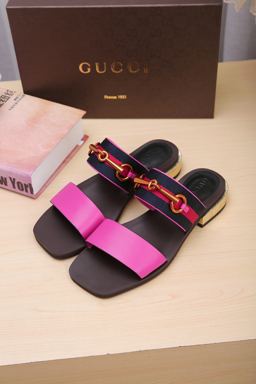 Gucci Sandals For Women # 251018
