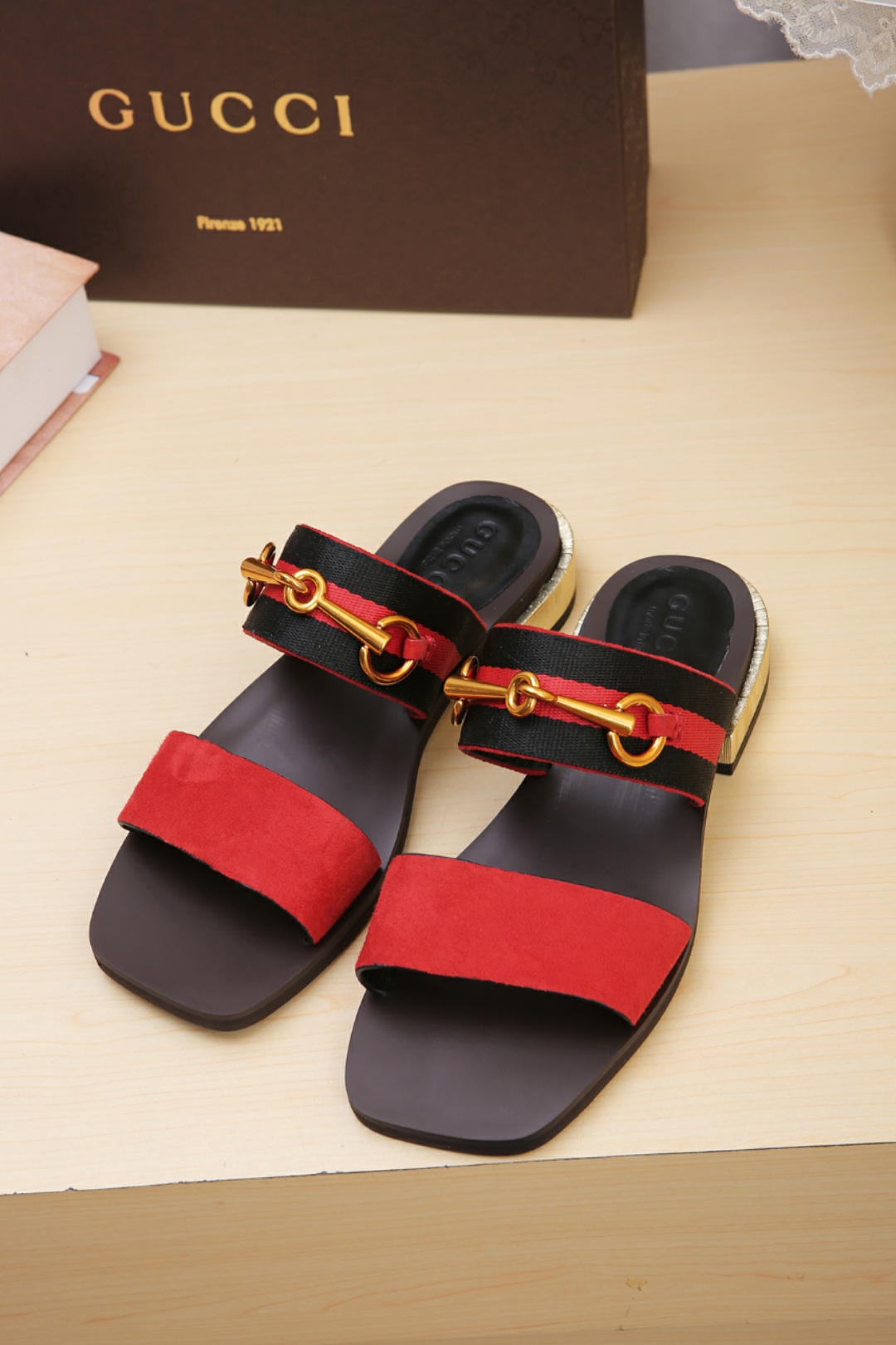 Gucci Sandals For Women # 251023