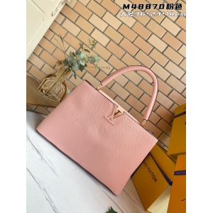 $120.00,Louis Vuitton Capucines Handbag For Women   in 257333