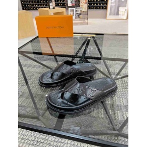 $79.00,Louis Vuitton Slipper For Men in 259726