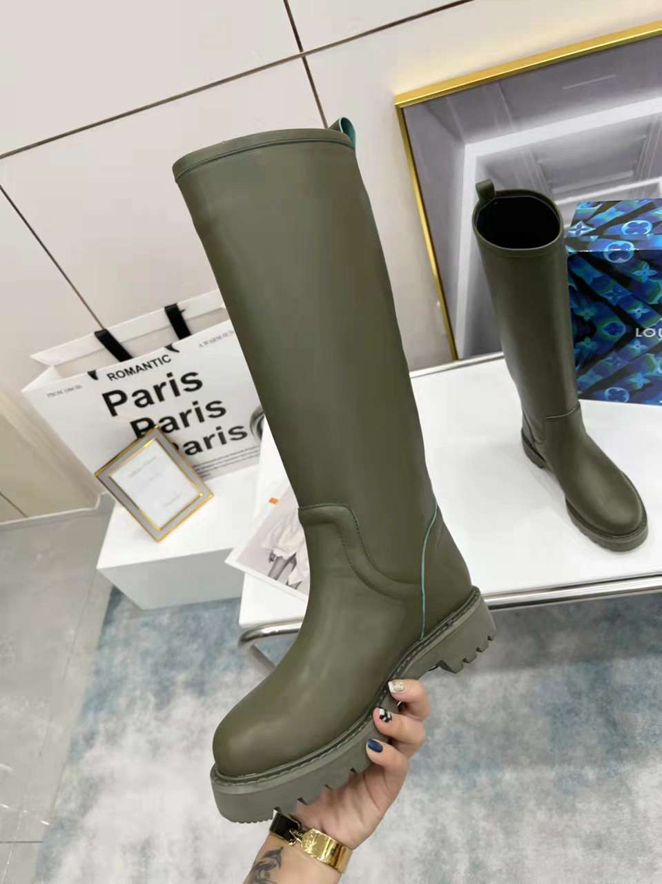 Louis Vuitton Tag Embelllished Territory flat long boot For Women in 257726, cheap Louis Vuitton Boots, only $95!