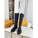 Louis Vuitton Tag Embelllished Territory flat high boot For Women in 257723, cheap Louis Vuitton Boots