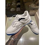 Gucci Lace Up Basket Sneaker Unisex in 259323, cheap Low Top