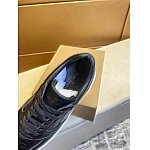 Louis Vuitton Lace Up Sneaker For Men in 259444, cheap For Men