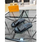 Louis Vuitton Slipper For Men in 259728