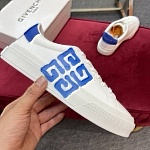 Givenchy Lace Up Sneaker For Men in 260079