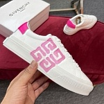 Givenchy Lace Up Sneaker For Men in 260081