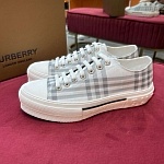 Burberry Lace Up Sneaker For Men in 260128