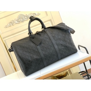 $179.00,Louis Vuitton Travelling Bag in 261120