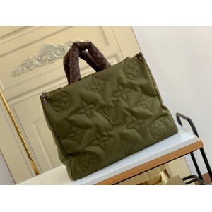 $179.00,Louis Vuitton Handbag in 261125