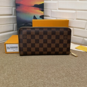 $36.00,Louis Vuitton Wallets For Women # 262482