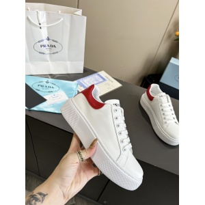 $89.00,Prada Plain Leather Low Top Sneakers For Women # 265323